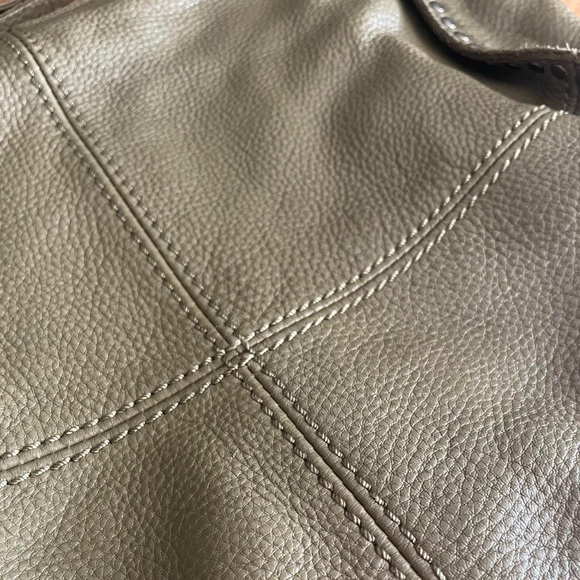 The Sak Silverlake Olive sage Green pebbled Leather Hobo shoulder Bag purse - Picture 5 of 6